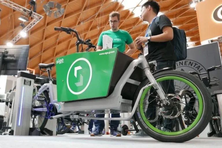 Electric Cargo Bikes in European for Commercial Logistics