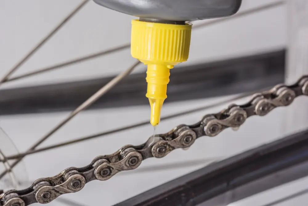 apply chain lubricant for cargo bike maintenance